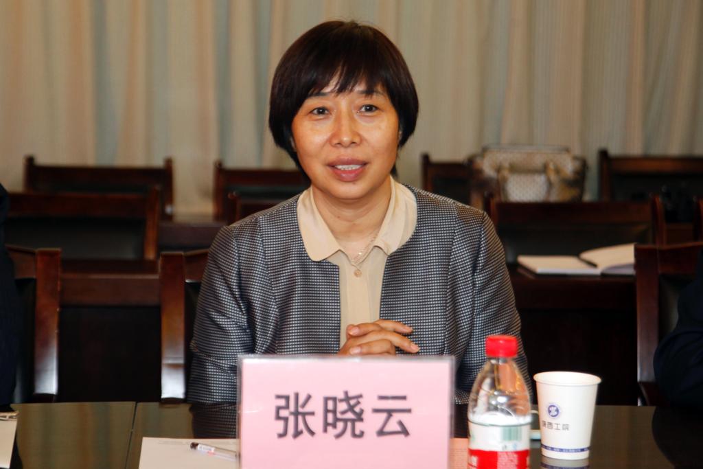 经理张晓云致辞